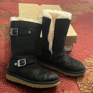 Ugg Kensington ll black Suede boots size 13